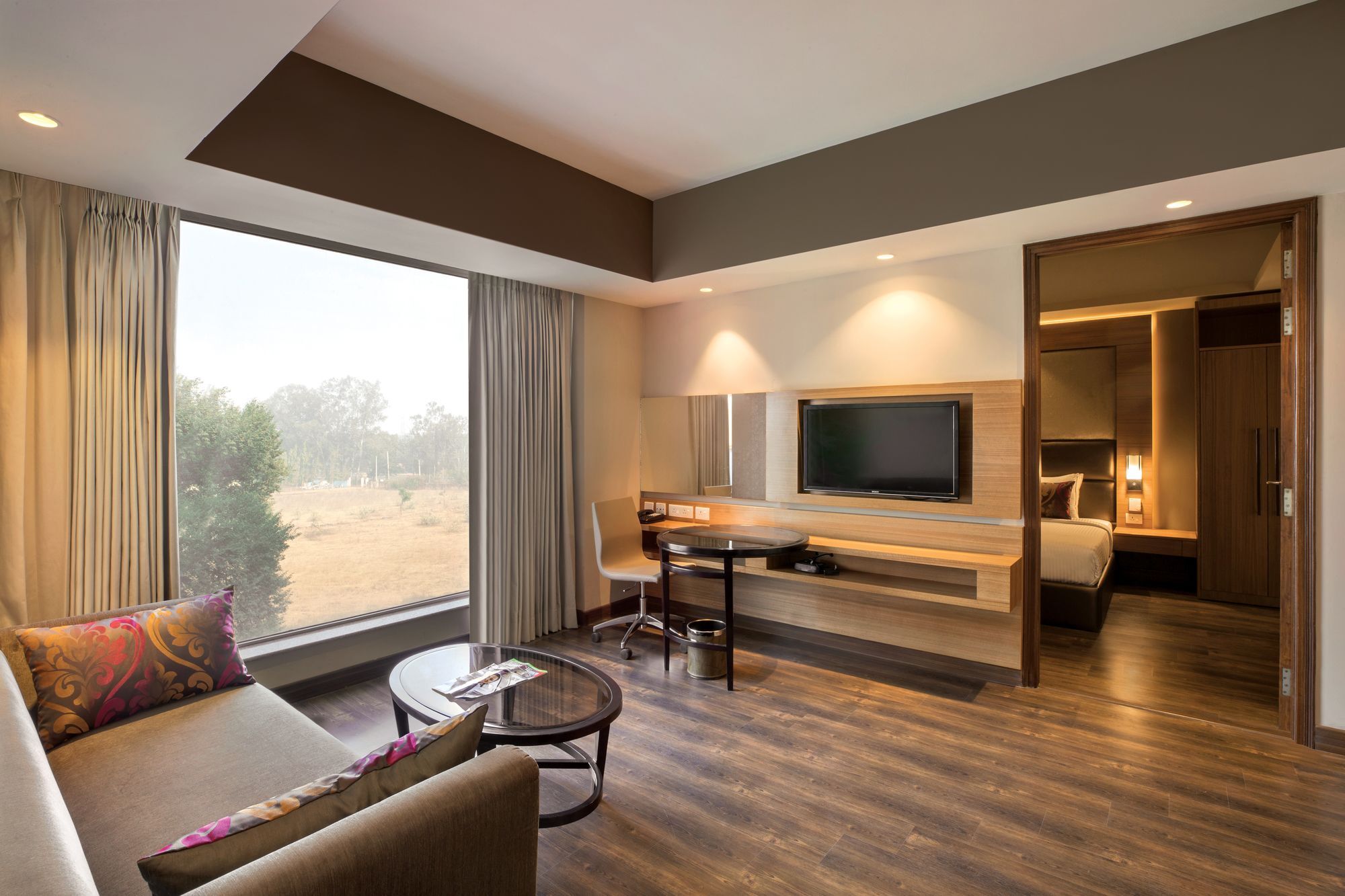 Lemon Tree Hotel Sohna Road Gurgaon Bagian luar foto